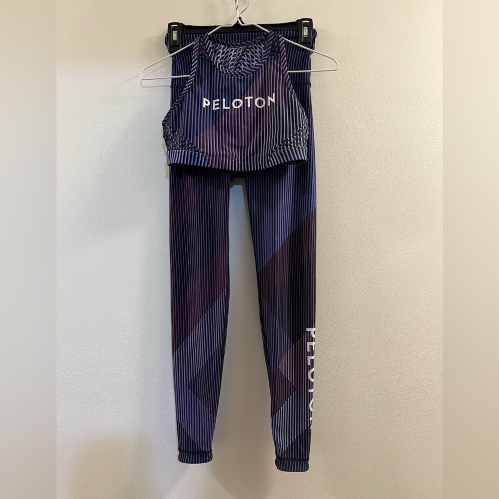 010. Peloton Set - image 8